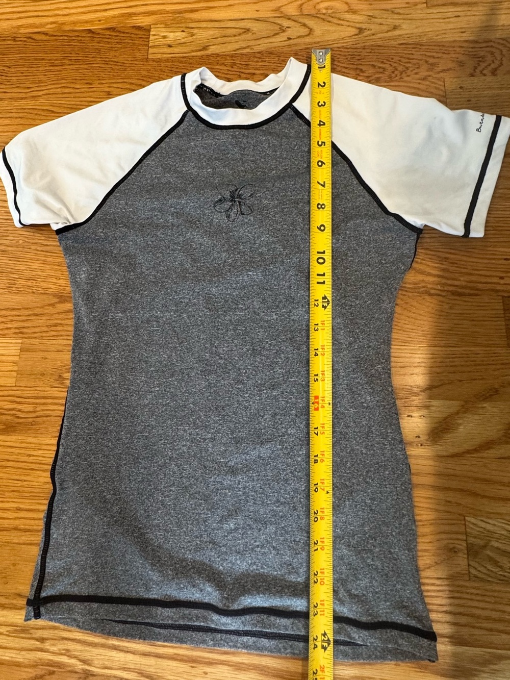 Burnside Women’s Short Sleeve Rash Guard